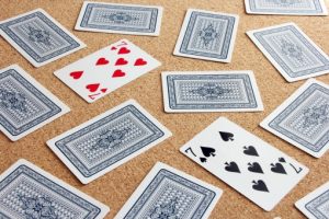 「紙神経衰弱」なる気が狂ったとしか思えないゲームがwww