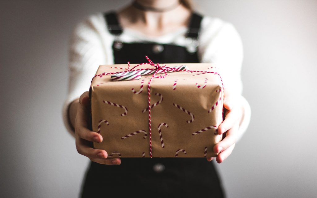 サークル名が食べ物だと高確率でそれが差し入れされる説