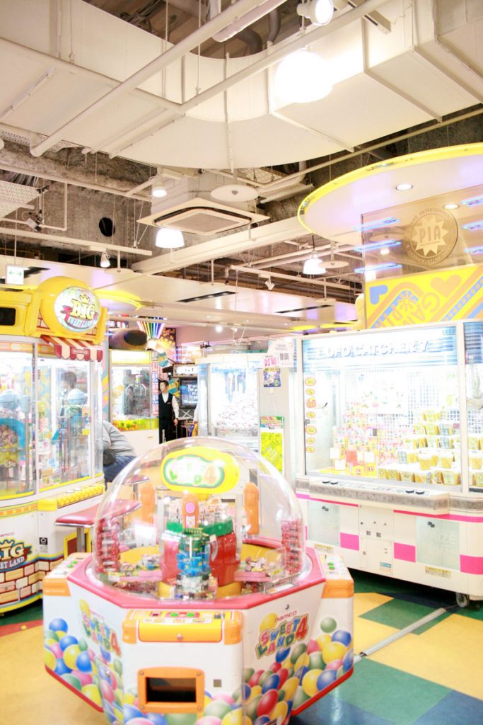【ジョジョ】バトロワ形式の最新ACゲーム、新宿と梅田でロケテスト開始ッ！【ラストサバイバー】