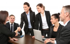 本日は年度末最後の金曜…プレミアムフライデー！企業のツイートをまとめてみた