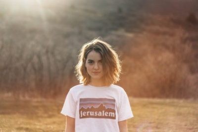 「メンズの彼シャツ」流行って、それメンズの彼氏がメンズやん…（歓喜）